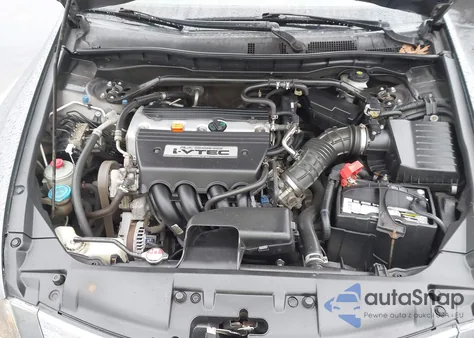 2009 Honda Accord 2.4 Ex-L from USA, damaged, VIN 1HGCP26849A048420